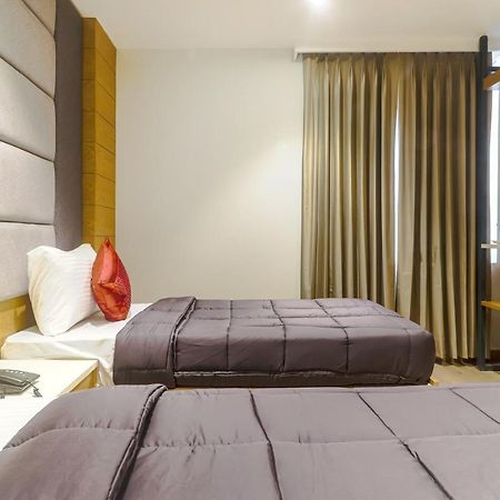 Hotel Bricks, Karol Bagh, New Delhi Luaran gambar