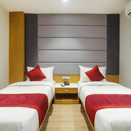 Hotel Bricks, Karol Bagh, New Delhi Luaran gambar