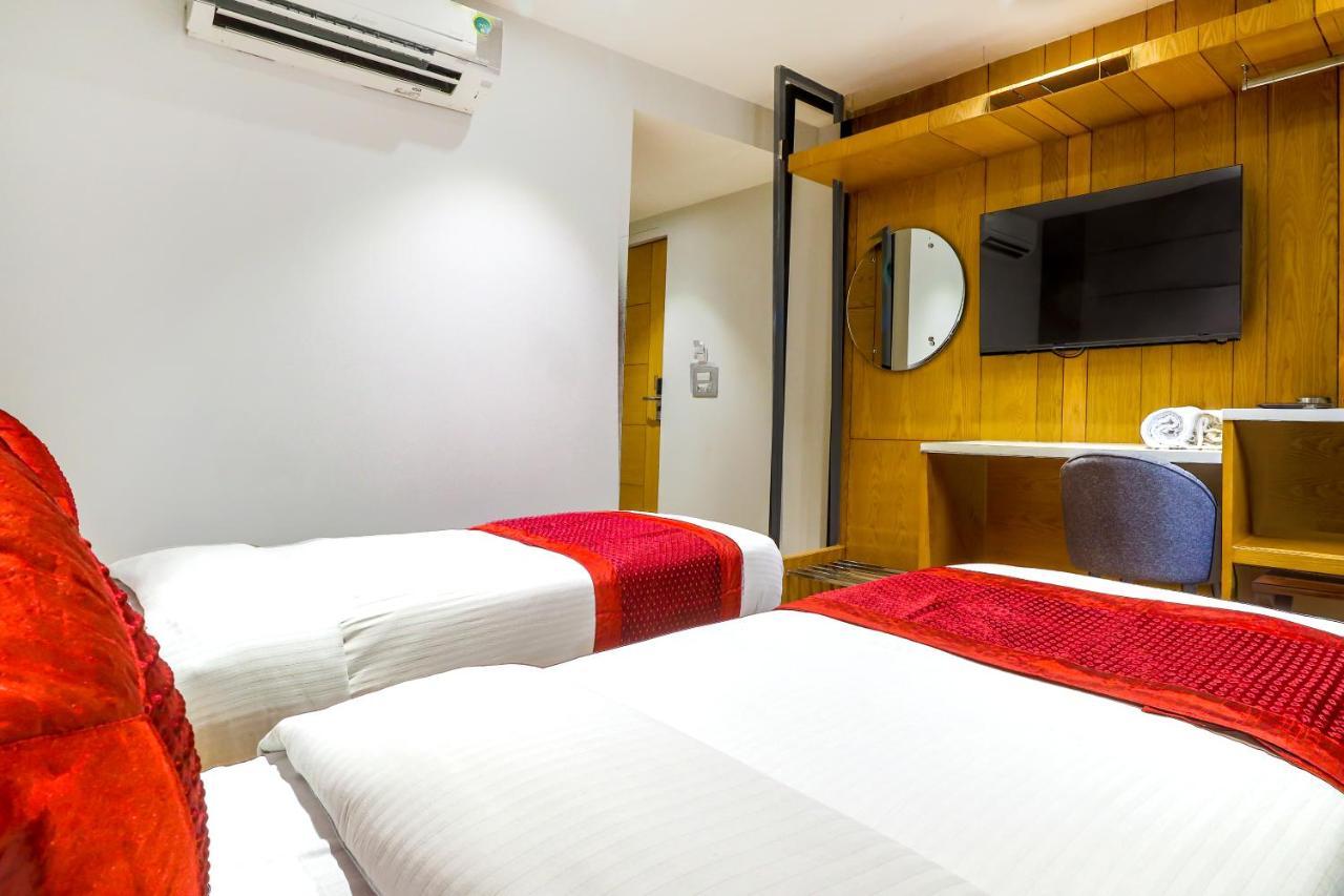 Hotel Bricks, Karol Bagh, New Delhi Luaran gambar