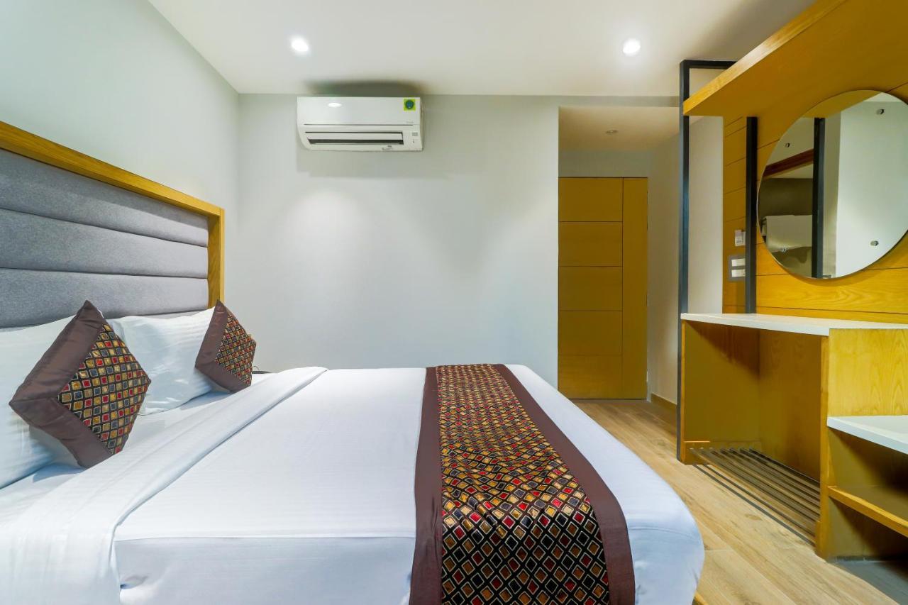 Hotel Bricks, Karol Bagh, New Delhi Luaran gambar