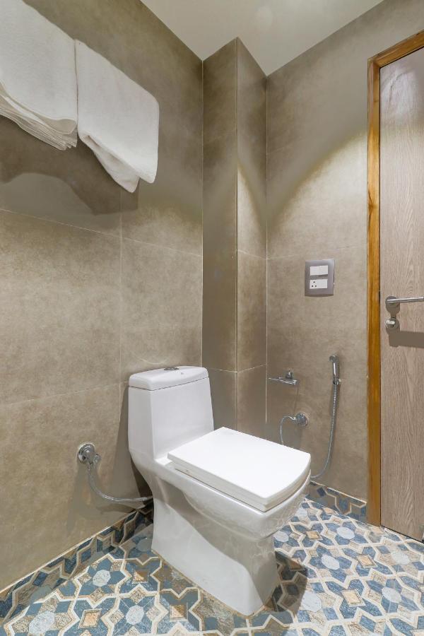 Hotel Bricks, Karol Bagh, New Delhi Luaran gambar