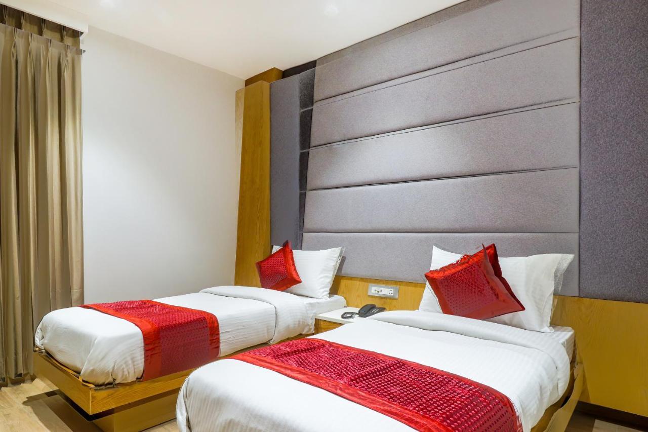 Hotel Bricks, Karol Bagh, New Delhi Luaran gambar