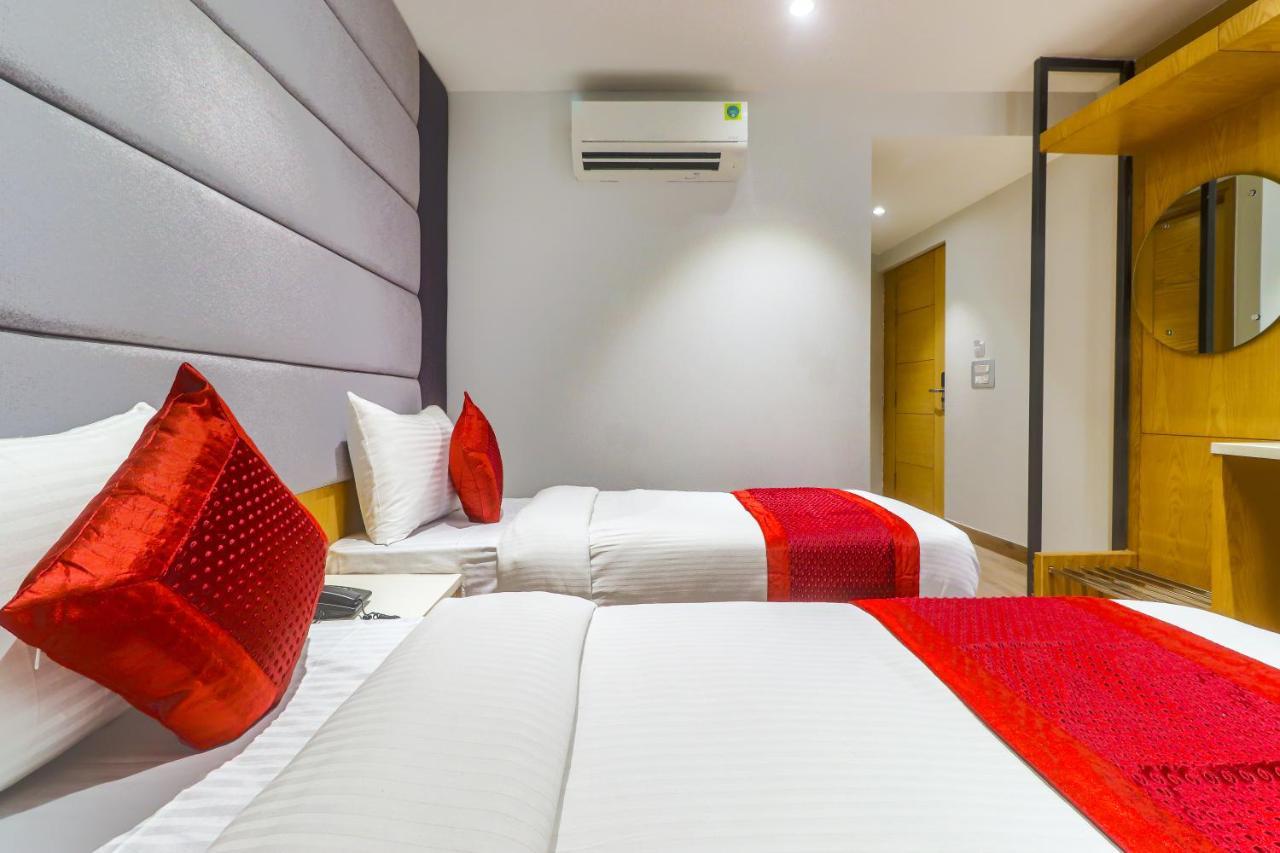 Hotel Bricks, Karol Bagh, New Delhi Luaran gambar